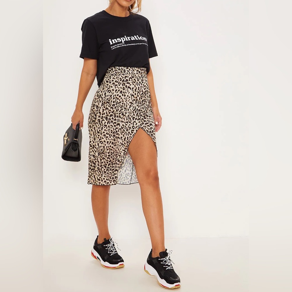 PrettyLittleThing Skirt Women’s Brown Leopard Print Wrap Pencil Size 4